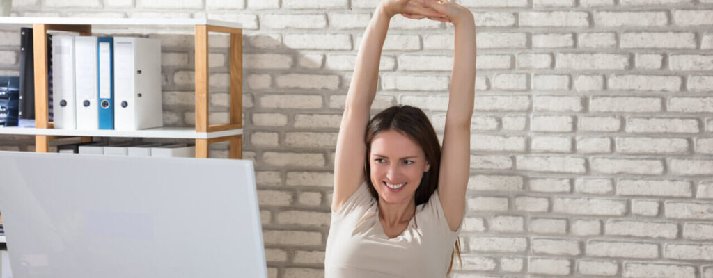 5-Ways-To-Stay-Active-At-Your-Desk-Job